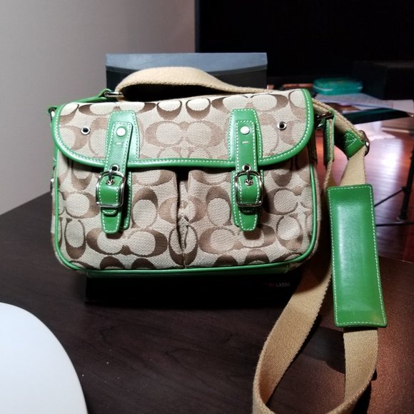 Coach Handbags - Coach Signature Crossbody Small Field Bag k32-6849. 9*6*2 inches.